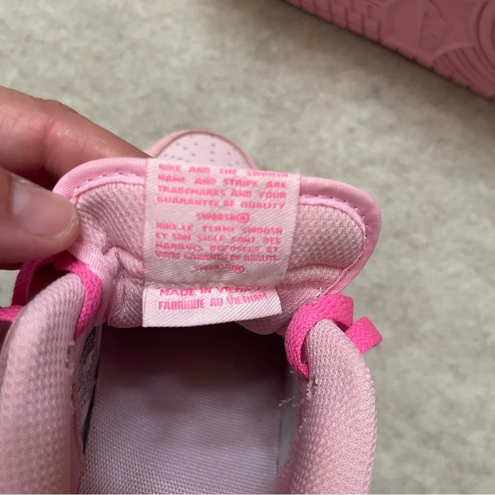 Nike Dunk Low in Triple Pink with 2 color laces DH9767-600 Big Girls Size 6